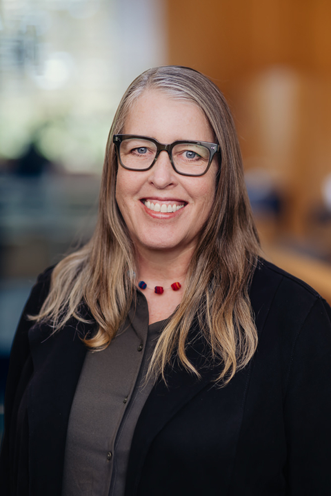 Headshot of Aicha Woods